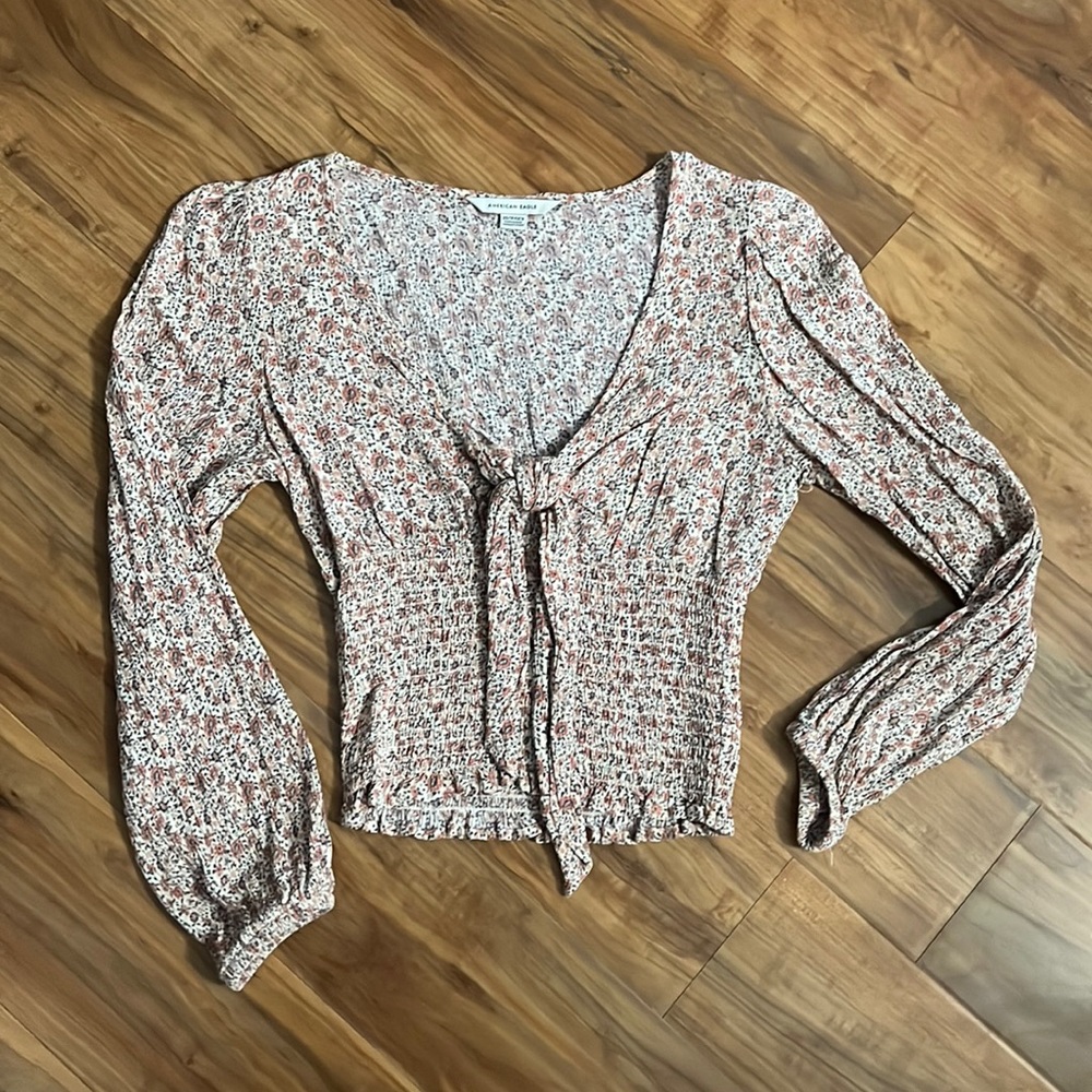 American Eagle Long Sleeve Pink Flower Pattern Top, Crop, Women’s size XS